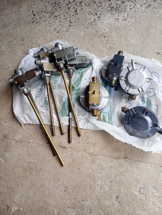 Терморегулятори і клапан АПОК-1