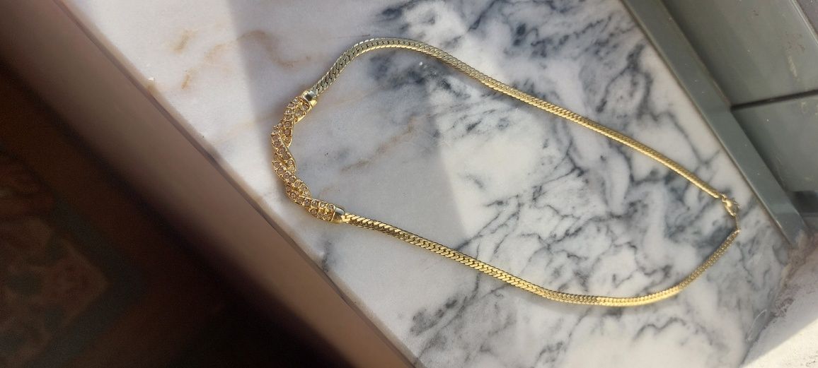 Fio bonito dourado