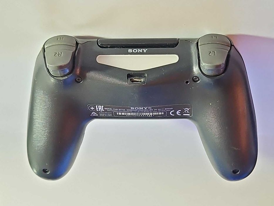 Comando PlayStation DualShock 4 (produto não oficial)