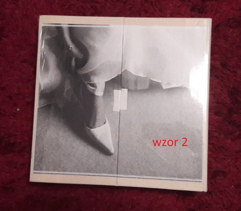 ALBUM na tradycyjne zdjęcia fotograficzne 30X30/ sa 3 wzory do wyboru.