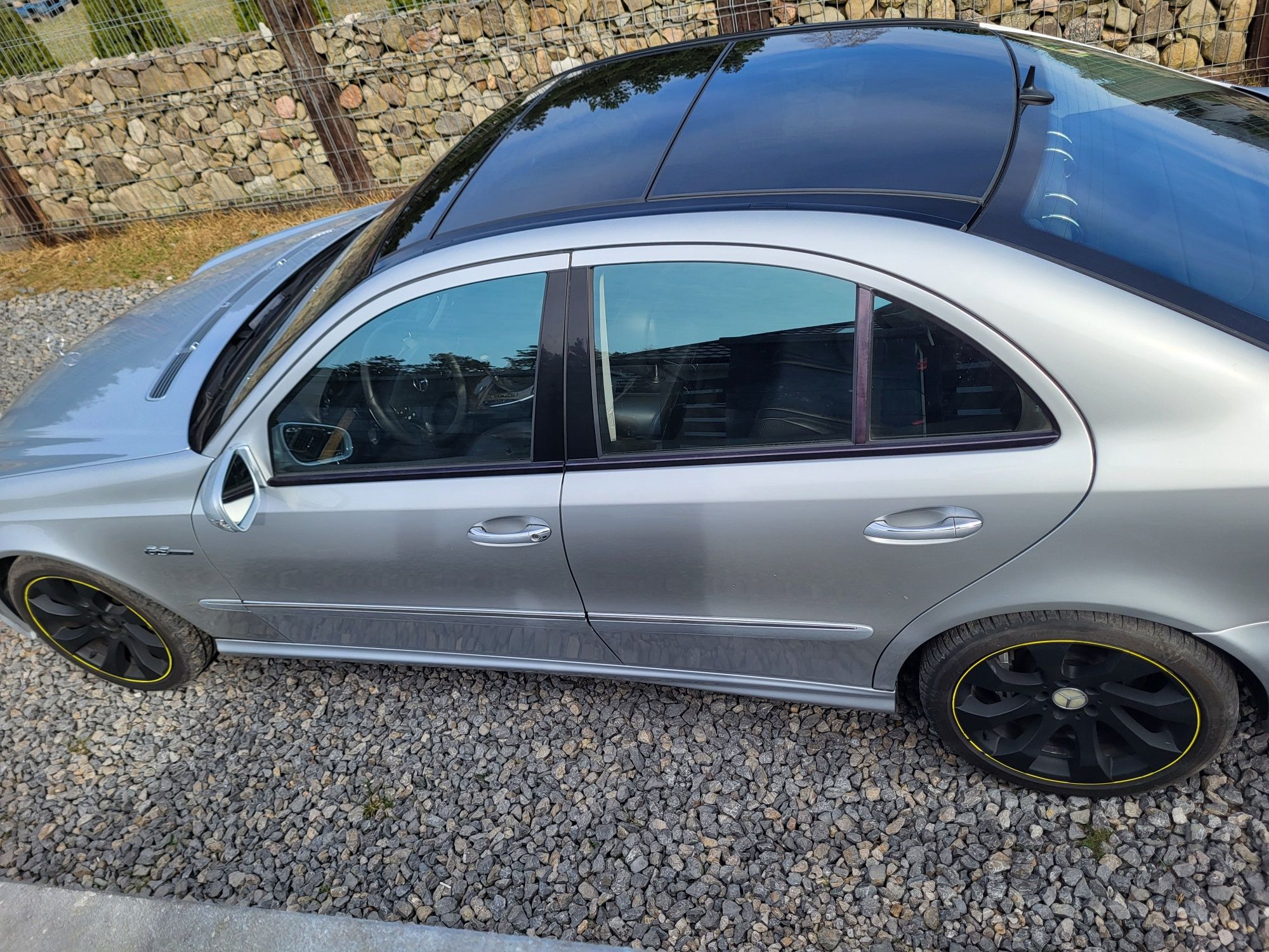 Mercedes E63 AMG