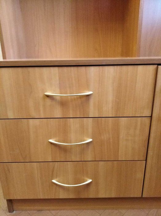 Книжный шкаф со встроенным комодом, современный, не совдеп, Салтовка