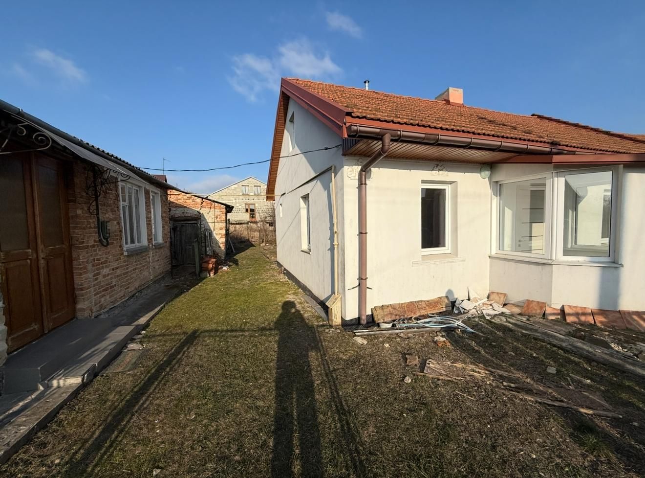 Два будинки за ціною одного в смт Великий Любінь, біля Львова.