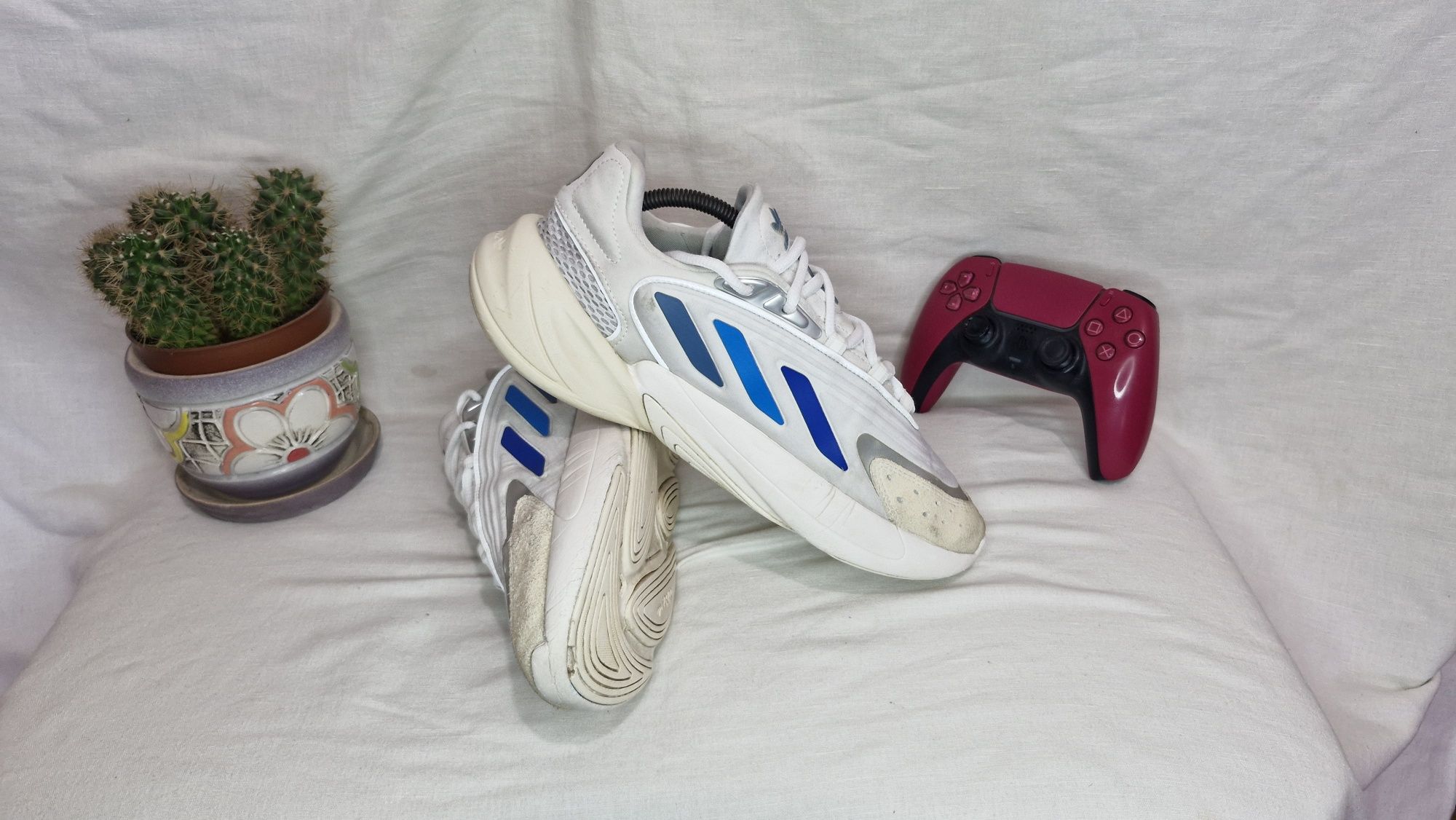 Кросівки Adidas Ozelia.Розмір 42.5