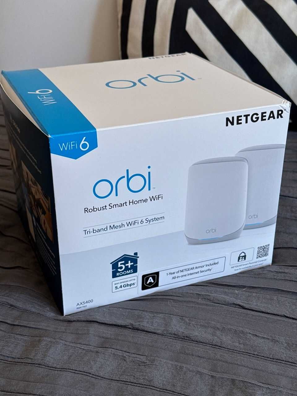 NETGEAR Orbi Mesh Wi-Fi 6 RBK762S - tri-band AX5400 (duas unidades)