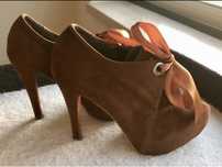 Botins de senhora