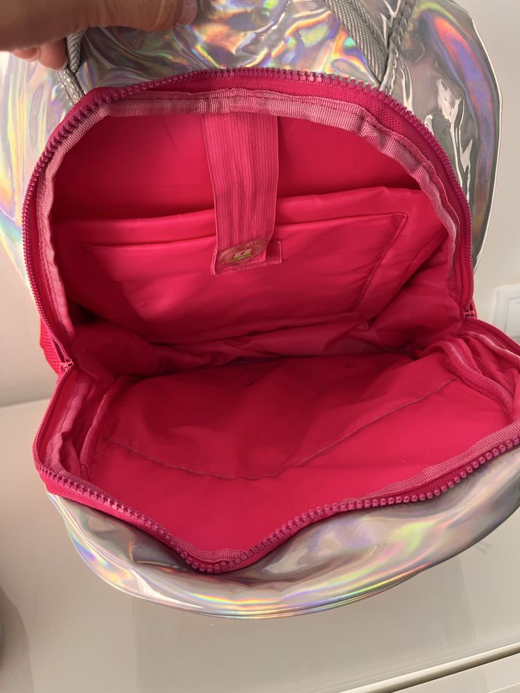 Mochila , lancheira e estojo Luluca