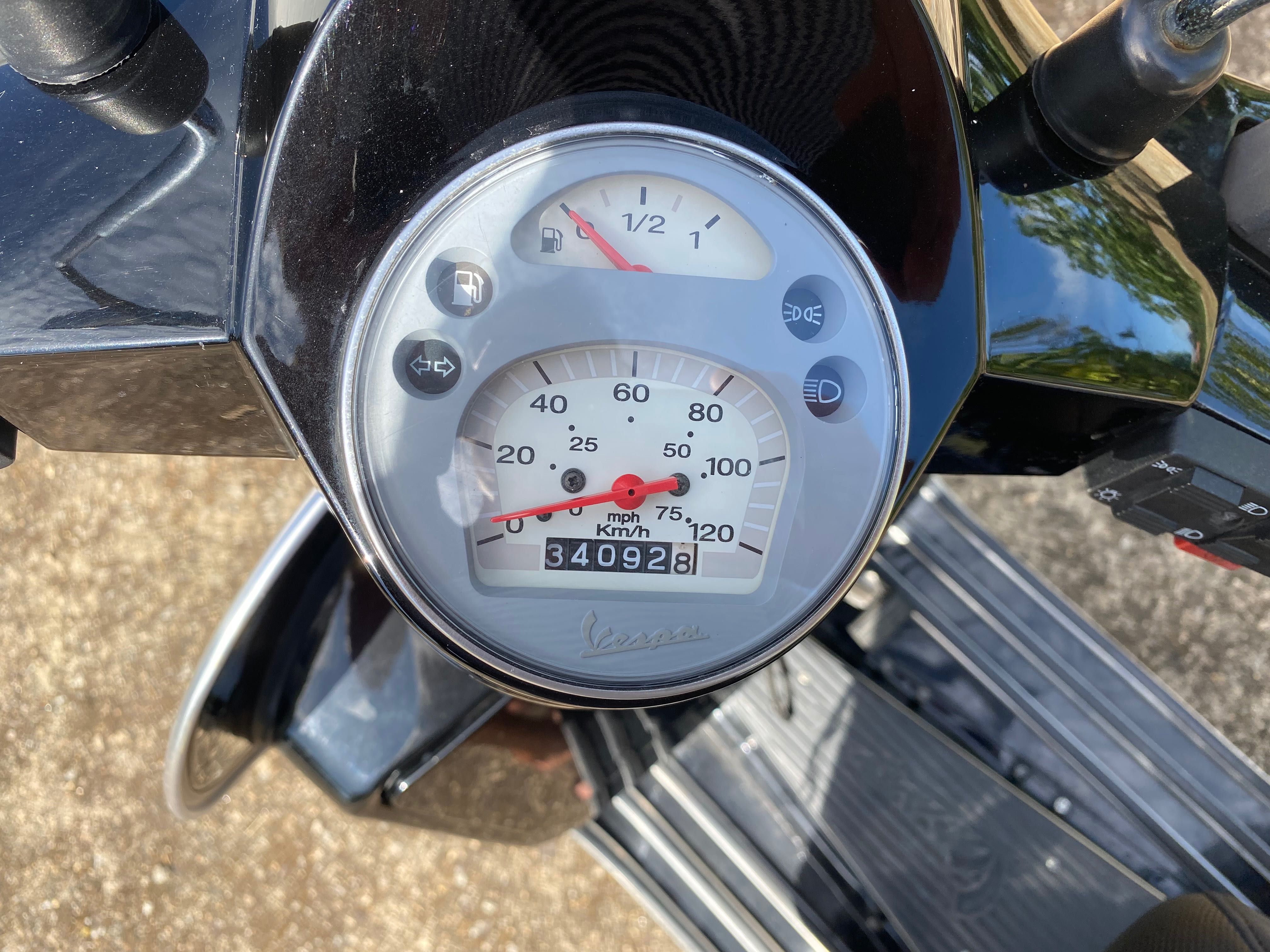 Mota Vespa PX 125