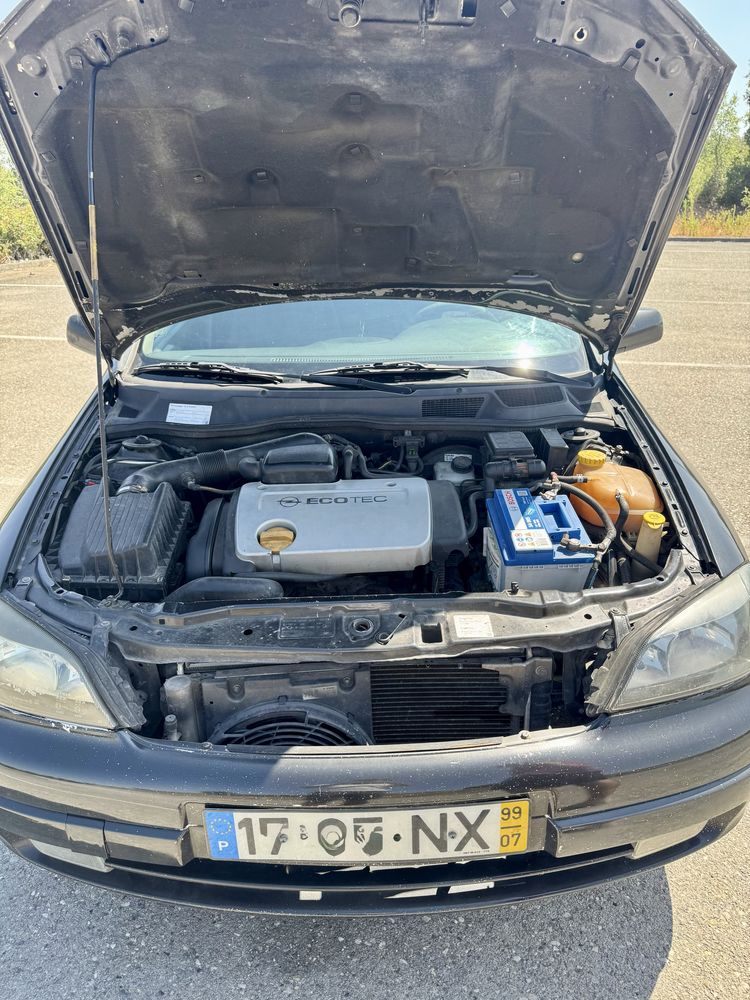 Opel astra caravan 1.4 16V