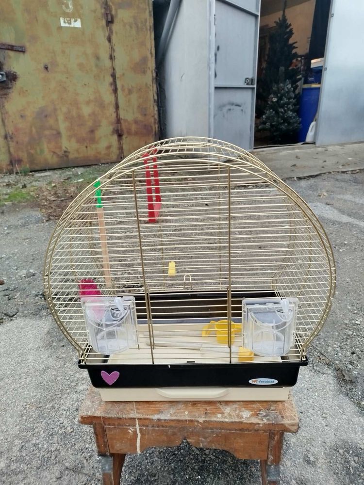 Клітка для попугаїв