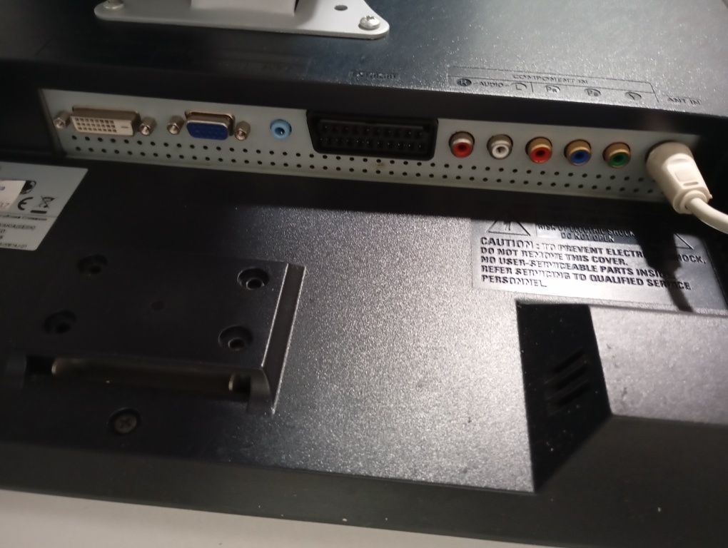 TV monitor com suporte