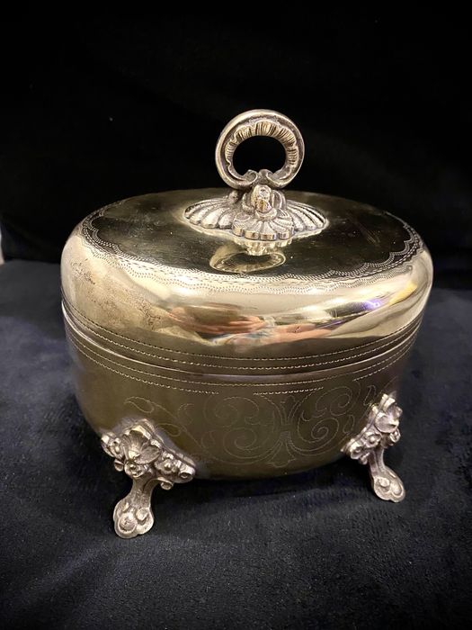 Posrebrzana Cukiernica, sygnowana S. Sulikowski, 1873/1883 r.