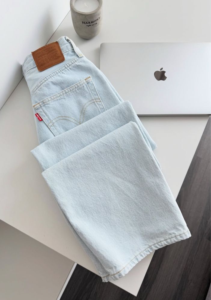 Блакитні джинси Levi’s