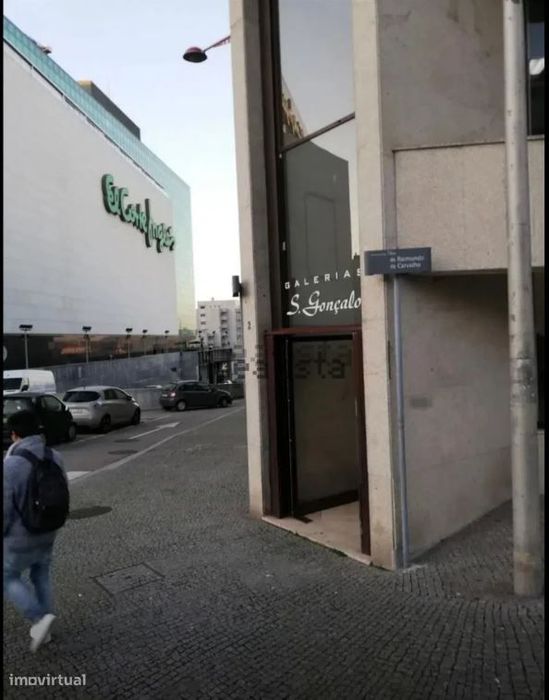 Loja ao lado do Corte Inglês em Gaia!