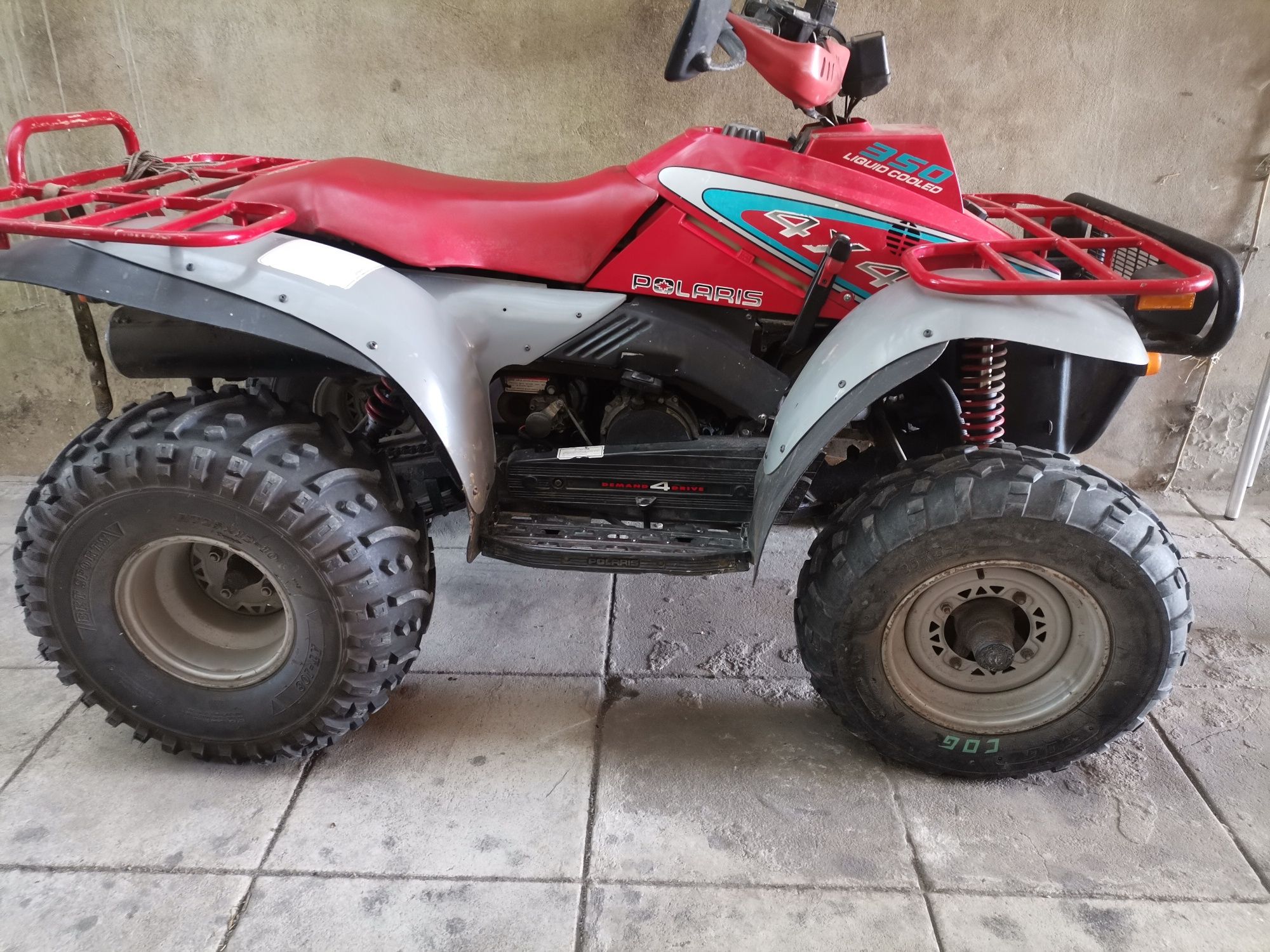 Polaris 350 4x4 a 2 tempos