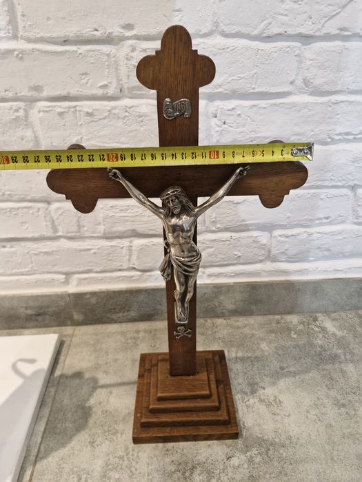 Bardzo start drewniany krzyż