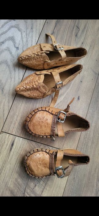 Kierpce - 2 pary, rozmiar 22-23