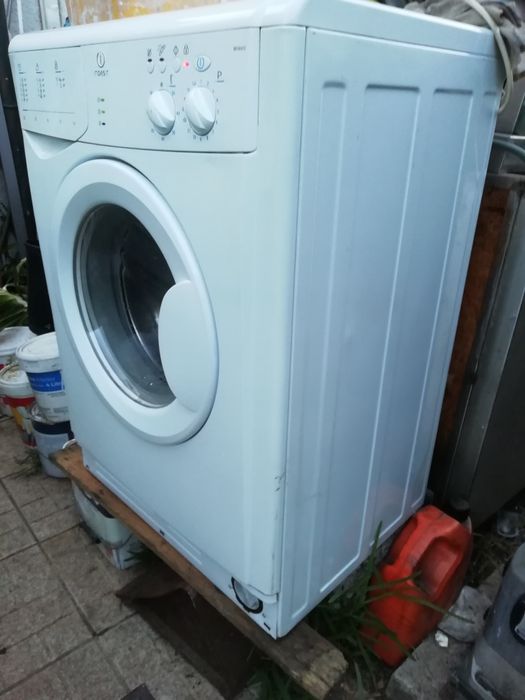 Máquina lavar roupa