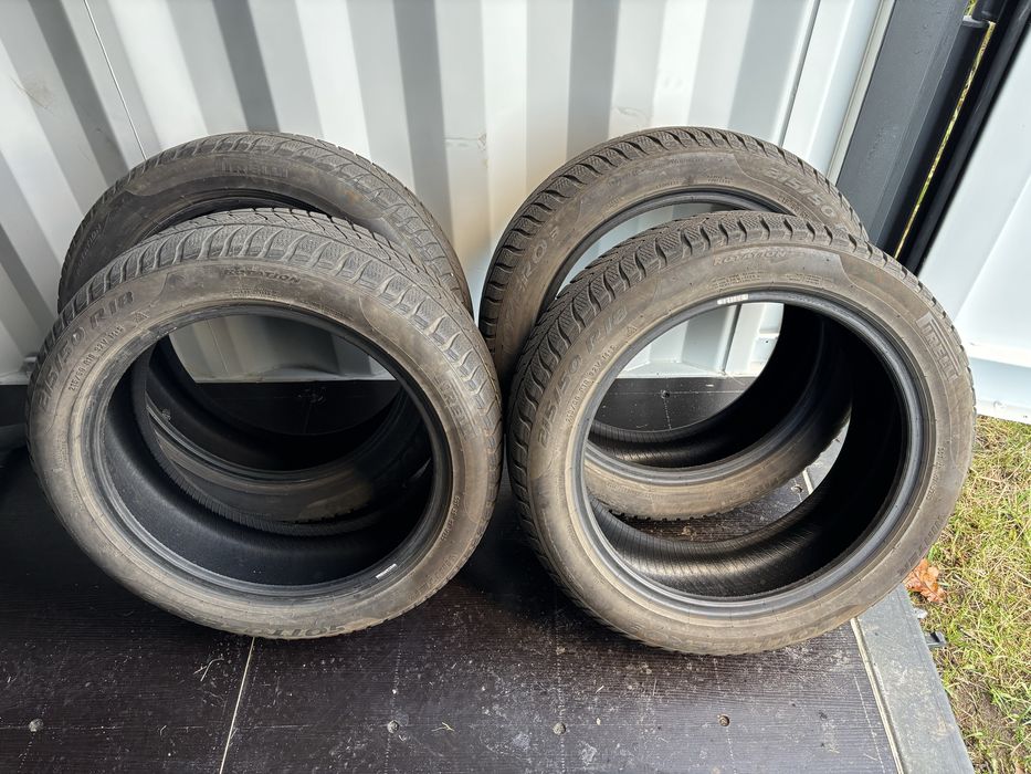Opony zimowe 4 szt Pirelli Sottozero 3 komplet 215/50/18 92V 18 cali
