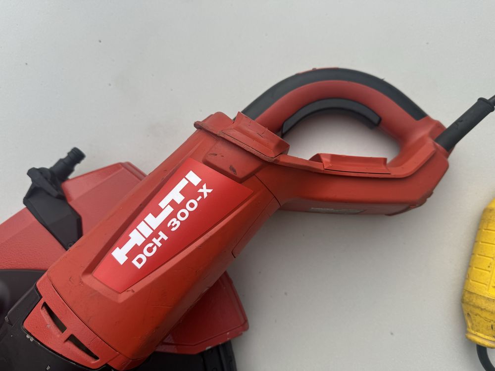 Przecinarka  HILTI  DCH 300-X na mokro