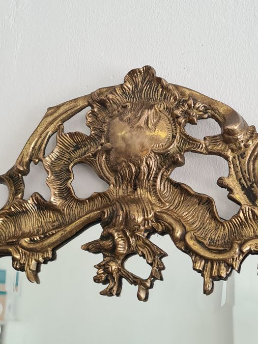 Espelho vintage, moldura em metal