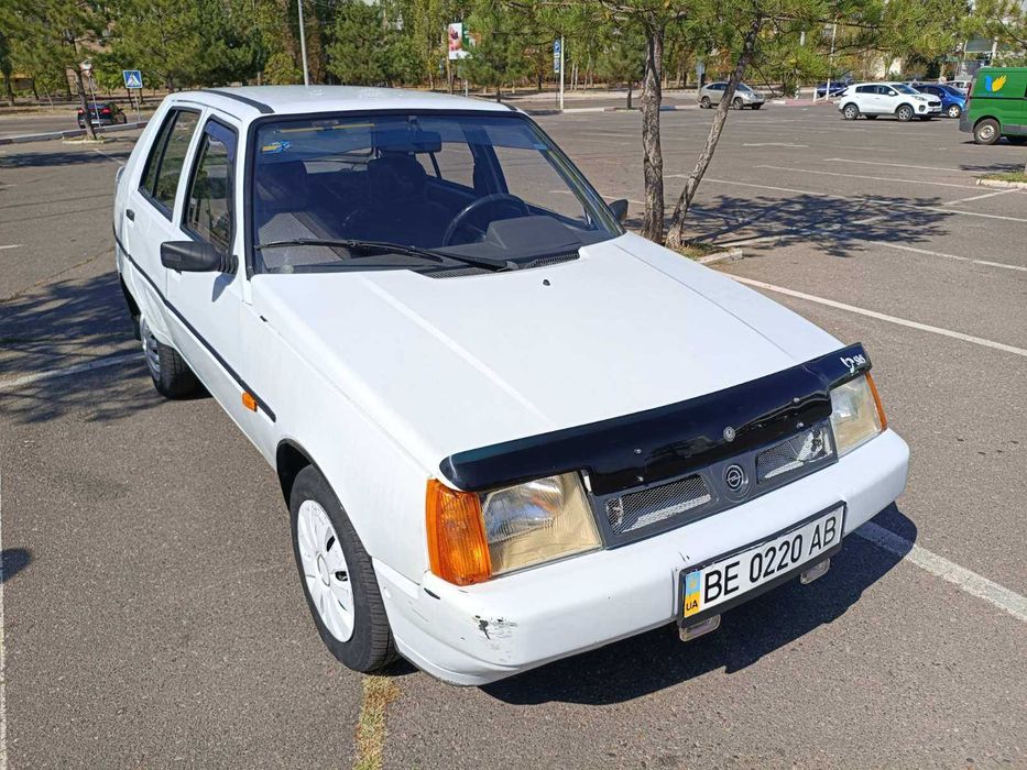 Продається автомобіль заз 1103 Slavuta.Гаражне зберігання.