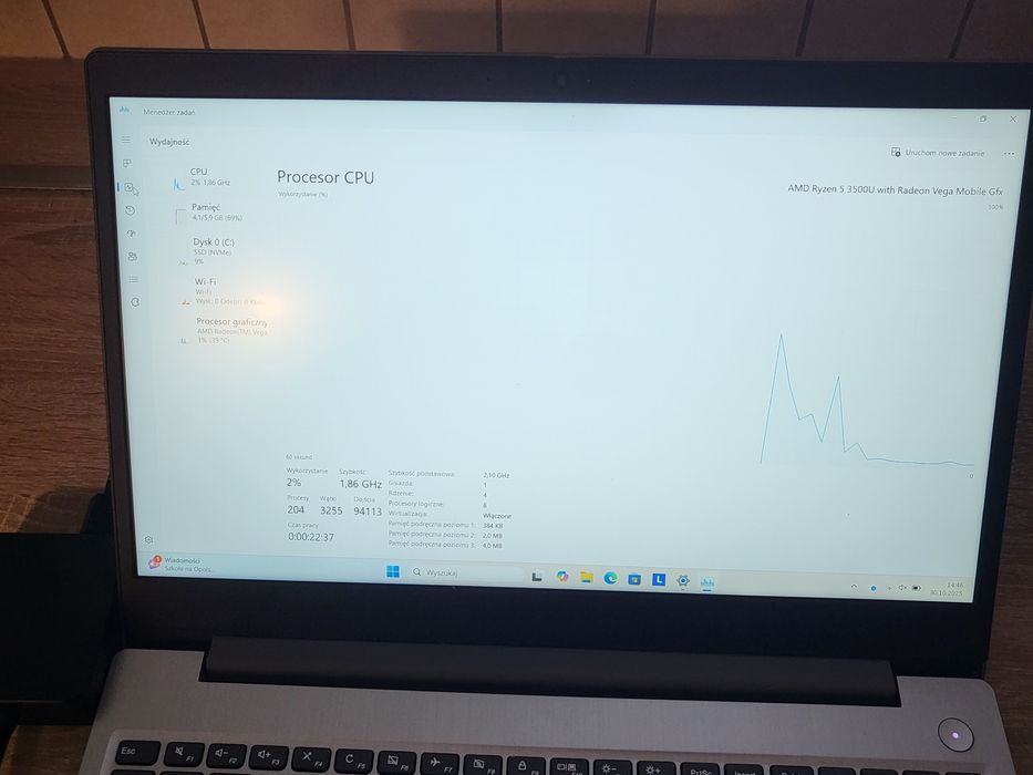 Laptop lenovo ideapad 3 ryzen 5 3500u vega8 2gb