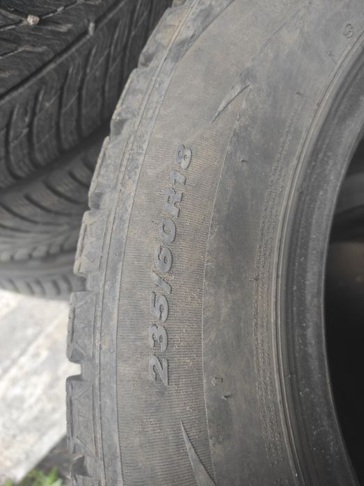 Зимові колеса, бріджстоун та нексен 235/60/R18