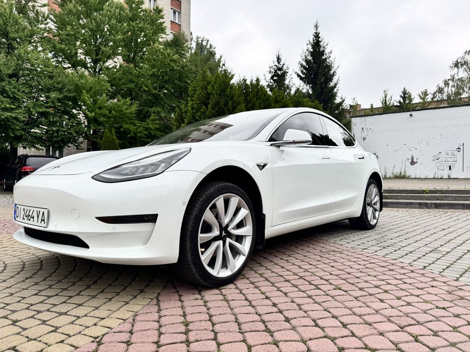 Орнедна авто Tesla Model 3  Long Range