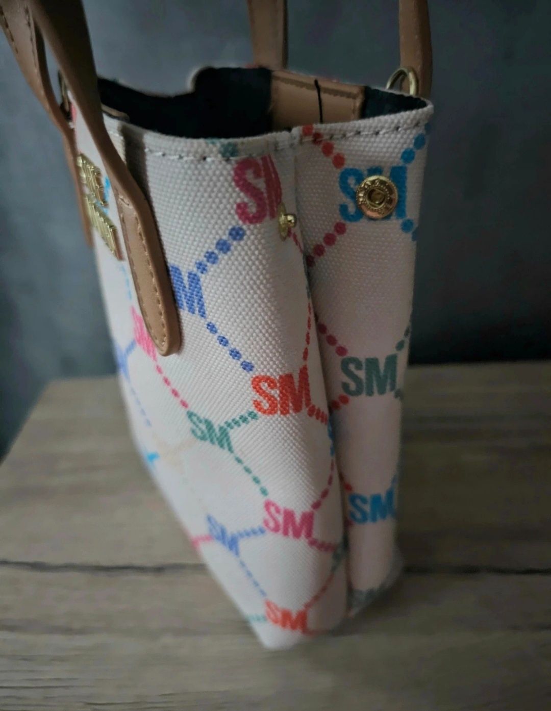 Piękna mała torebka Steve Madden viral jak nowa