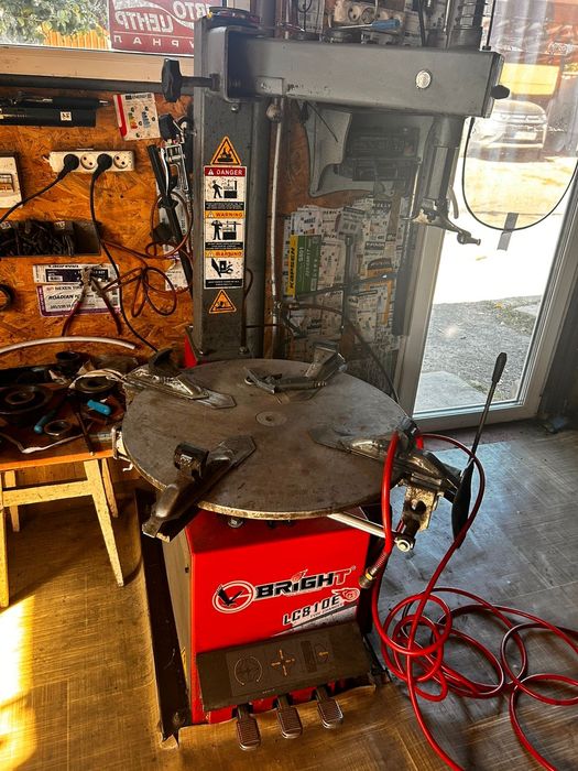 Шиномонтажний стенд LC810 220V BRIGHT