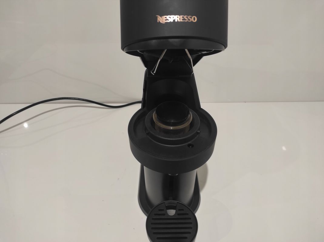 Ekspres kapsułkowy Magimix Nespresso Vertuo Next 15 bar srebrny/szary