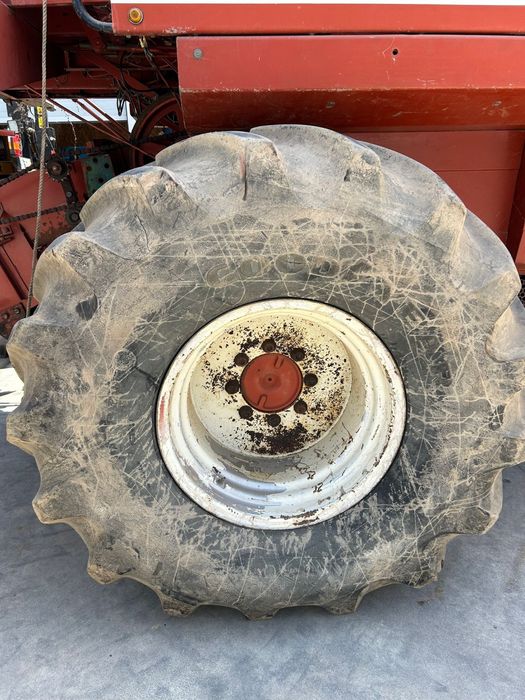 Pneus e jantes para laverda