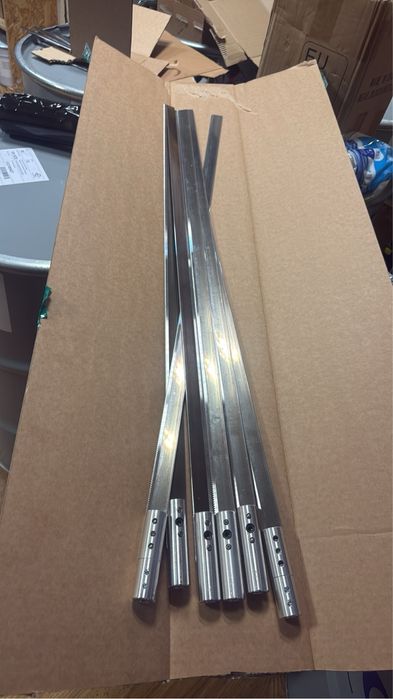 Nòż z adapterem 90cm do pily szablastej . Do obcinania piany Pur