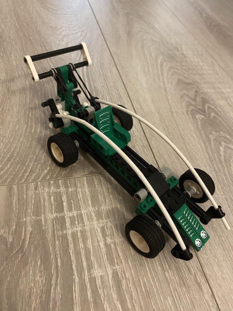 Lego Technic 8213 - Spy Runner