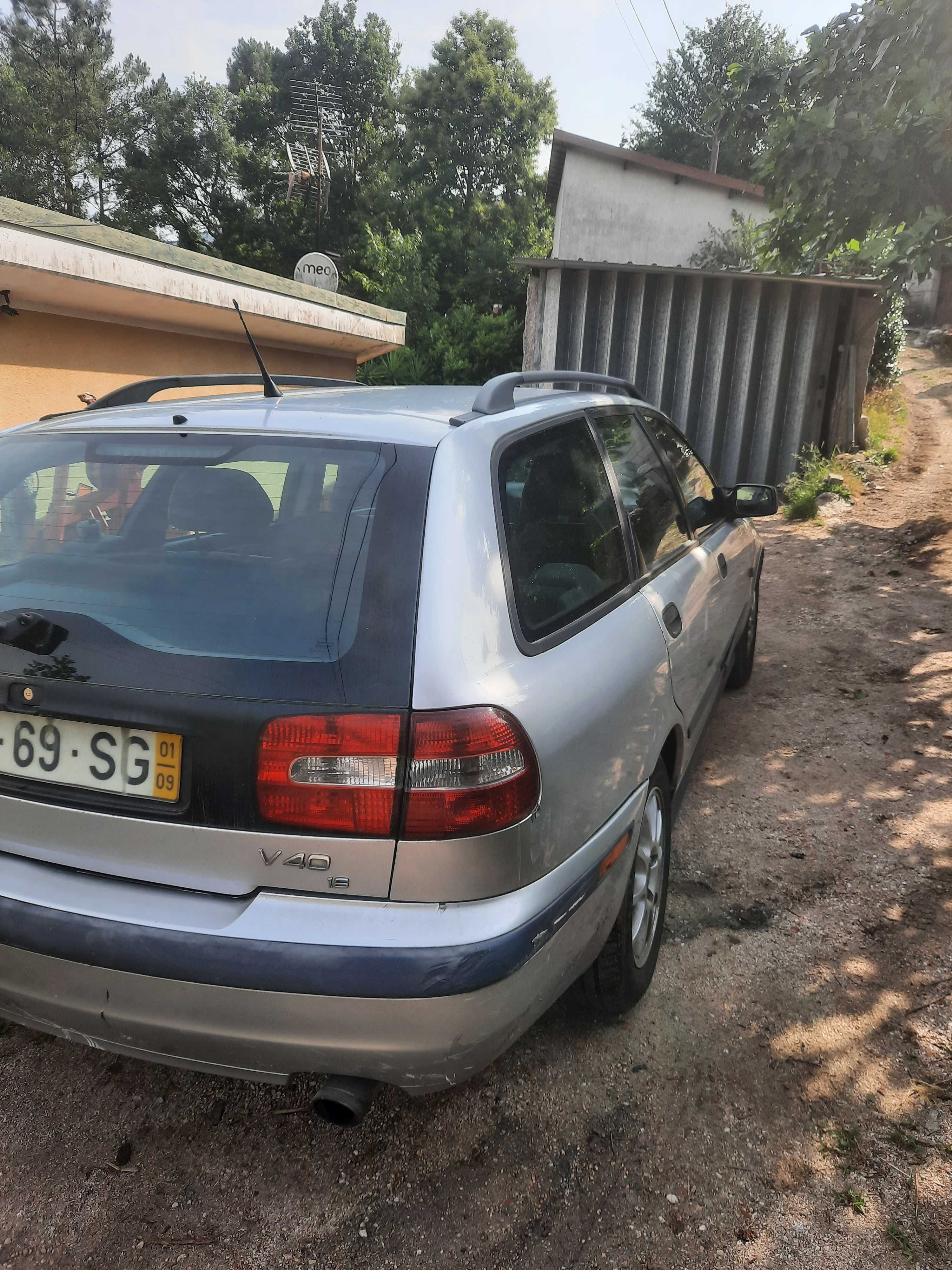 Volvo v40 1.6 2001 (ler descrição)
