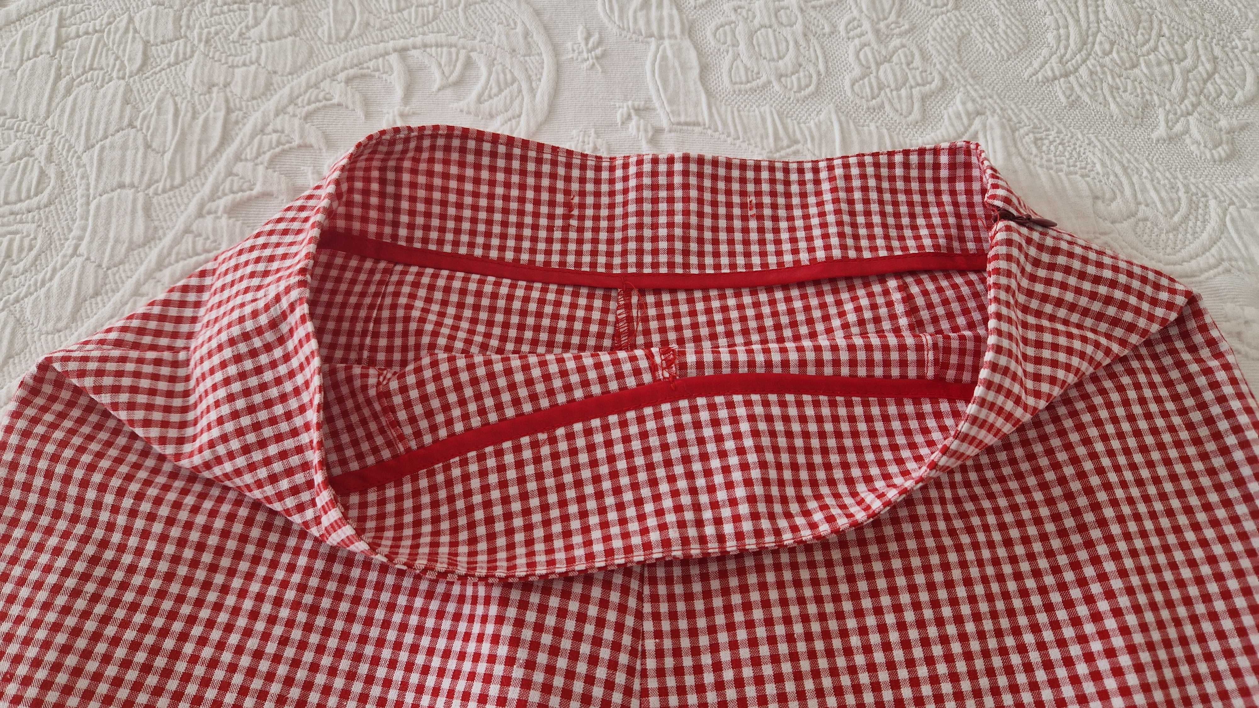 Calções vichy, branco e vermelho, tamanho S