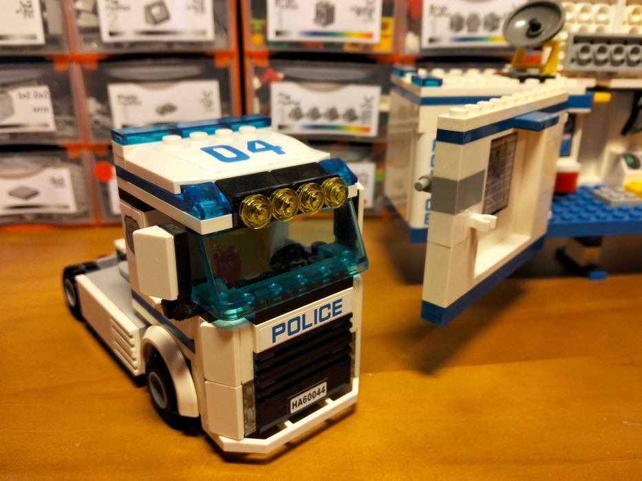 Lego city 60044 - Mobile Police Unit