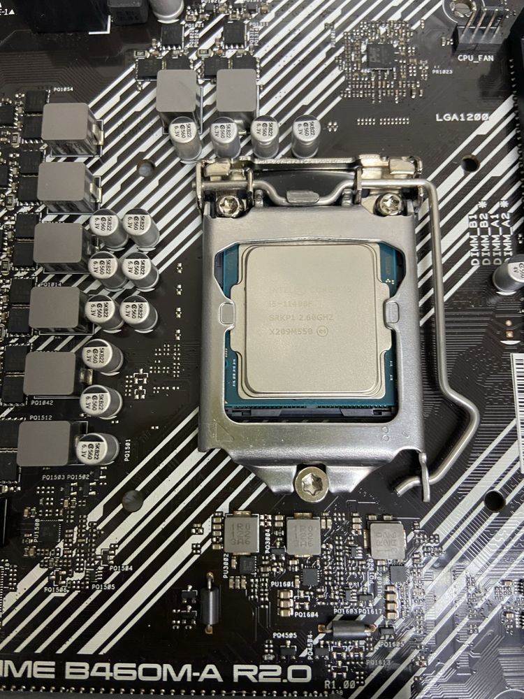 Продам комплект intel i5 11400f + asus b460m-a+ddr4 2x8 16gb, m.2 256