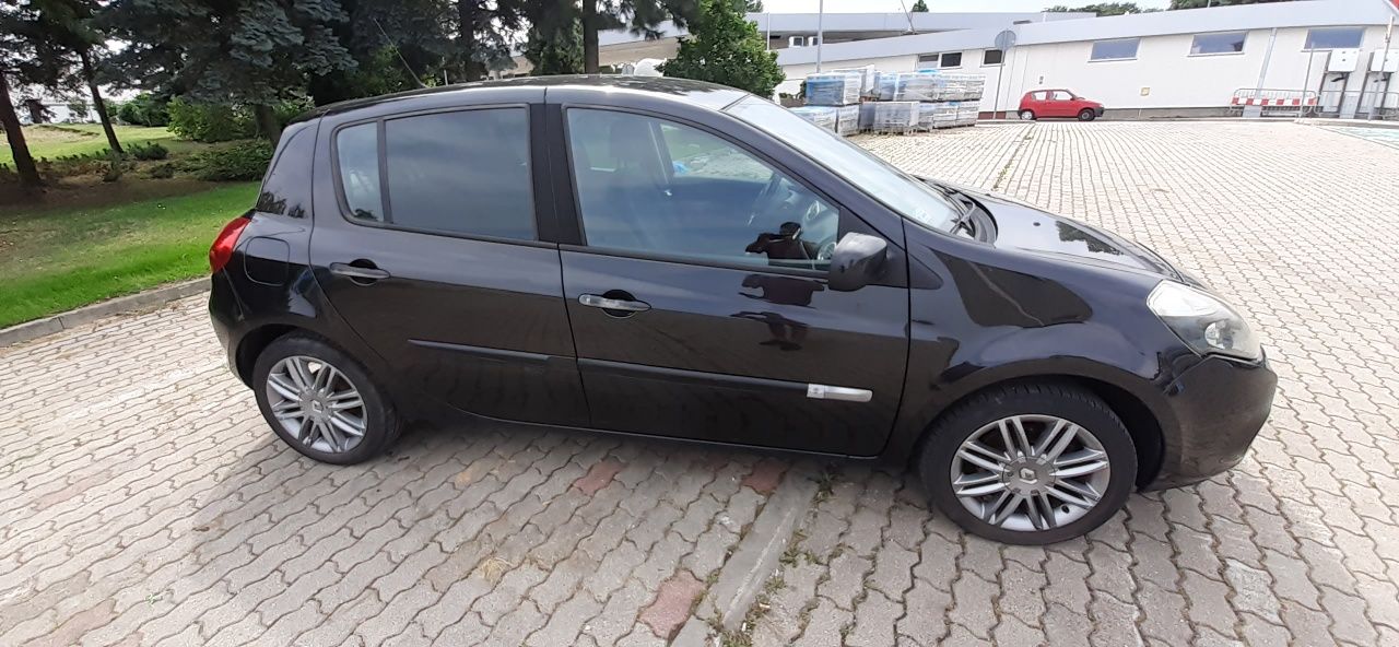 Renault Clio III lift 2009r klimatronik alu16 5 drzwi