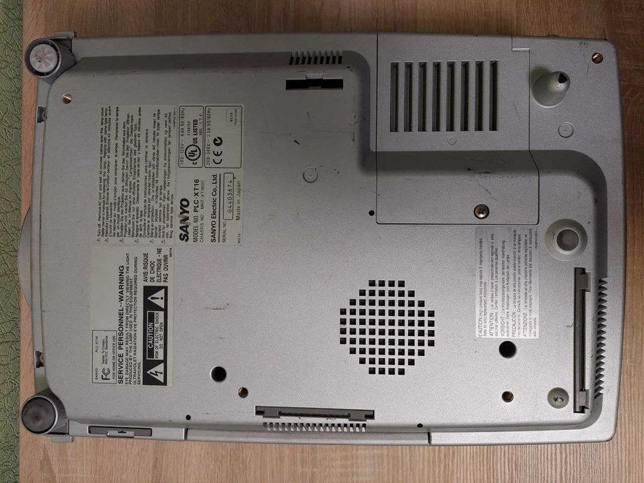 Проектор Sanyo PLC-XT16