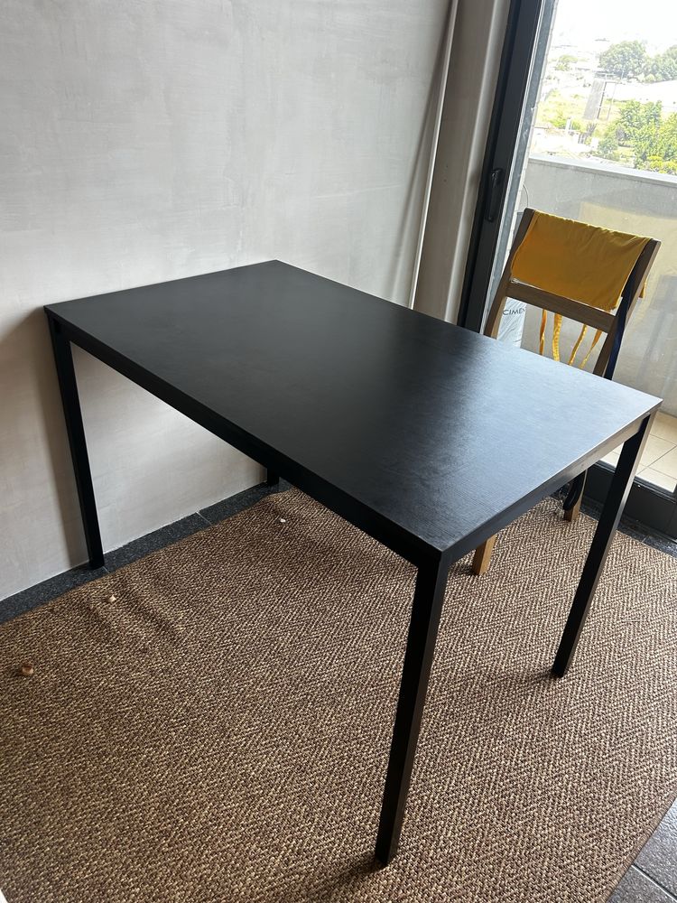 Mesa IKEA Sandsberd / Tarendo 110x67