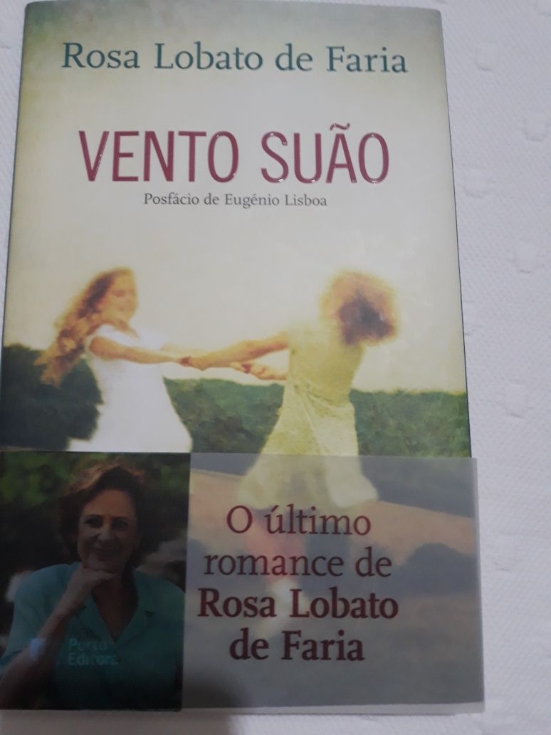 Livro "Vento Suāo" de Rosa Lobato Faria