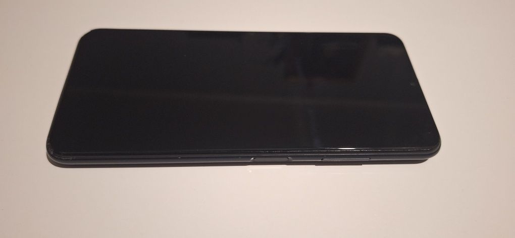Samsung a22 5g krótko używany