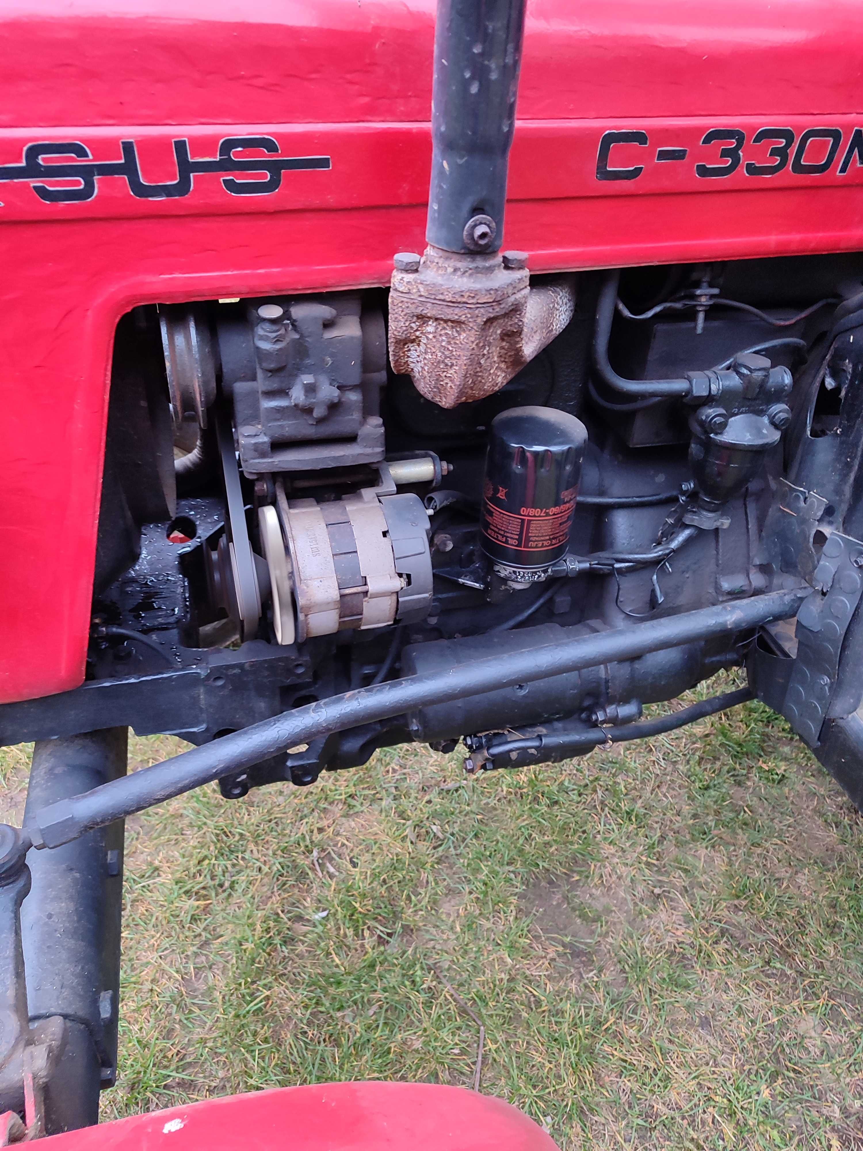 Sprzedam ciągnik C330M