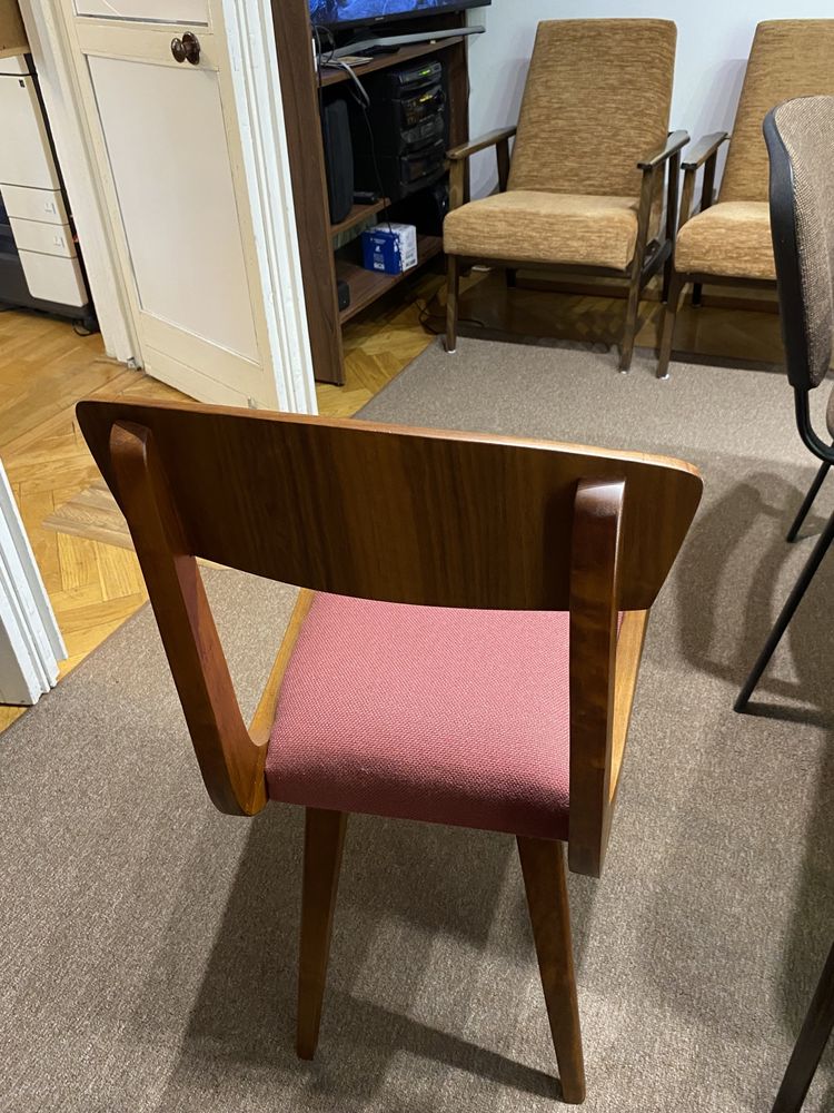 Krzesła koziołki - po renowacji