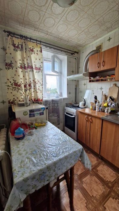 1 кімнатна квартира по пр. Володимирський