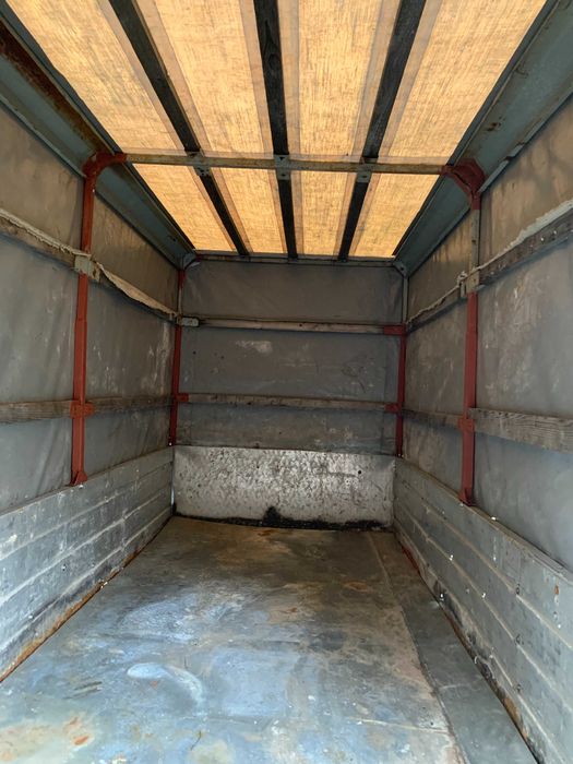 Przyczepka na resorach i amortyzatorach