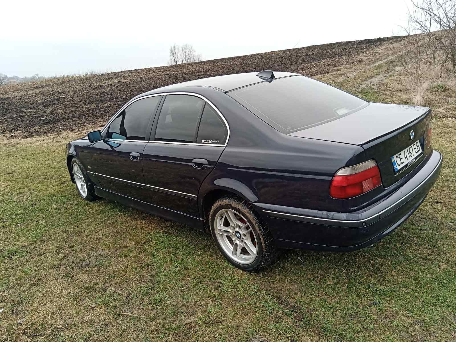 Авто BMW E39 2000р