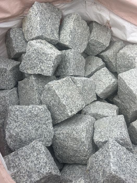 KOSTKA GRANITOWA 15x17 Szary Granit Kocie Łby Rzędówka Chlebówka Bruk